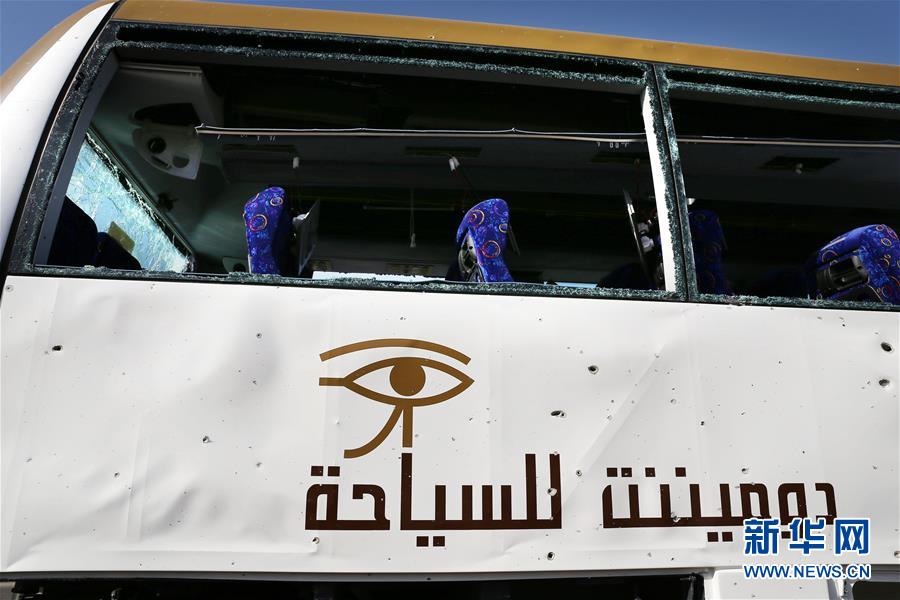 （国际）（6）埃及一旅游巴士遭爆炸袭击